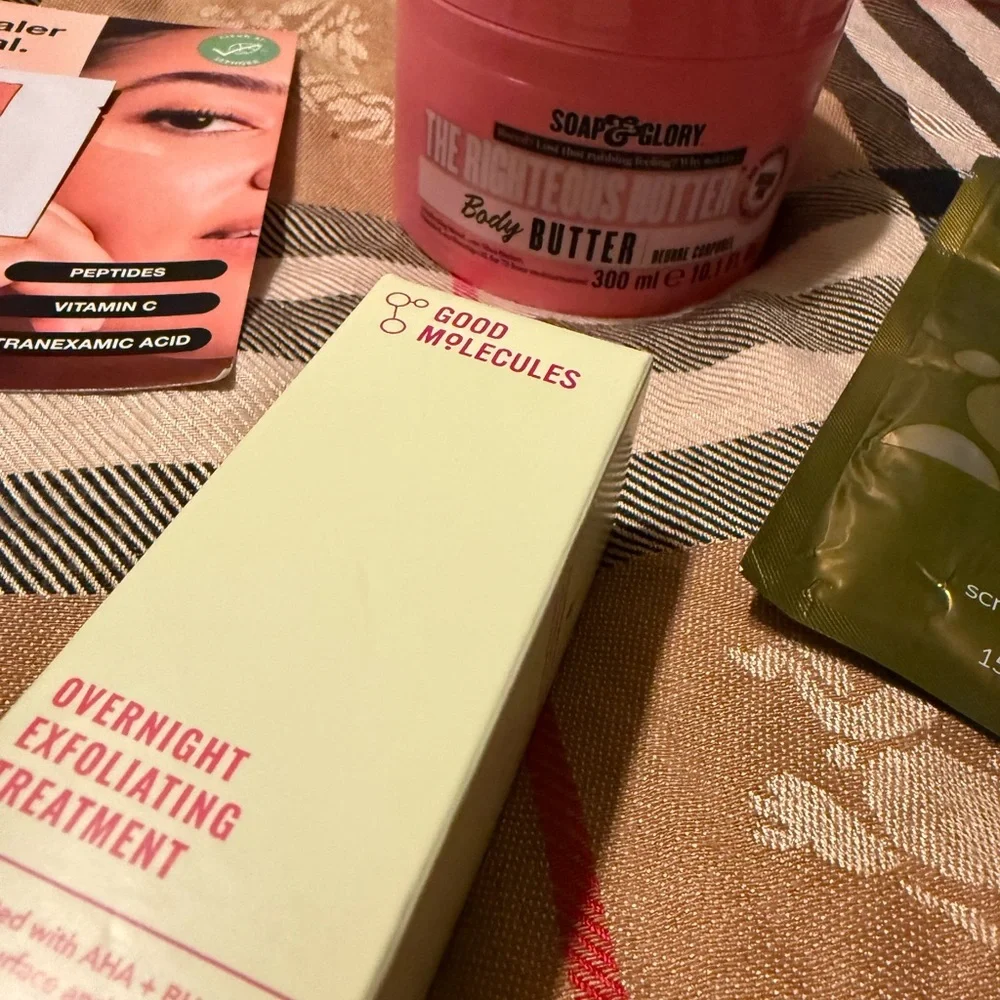 Beauty and Skincare Face Body Bundle Set L’OCCITANE Good Molecules